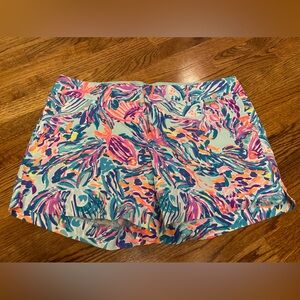 Lily Pulitzer shorts barely worn size 16